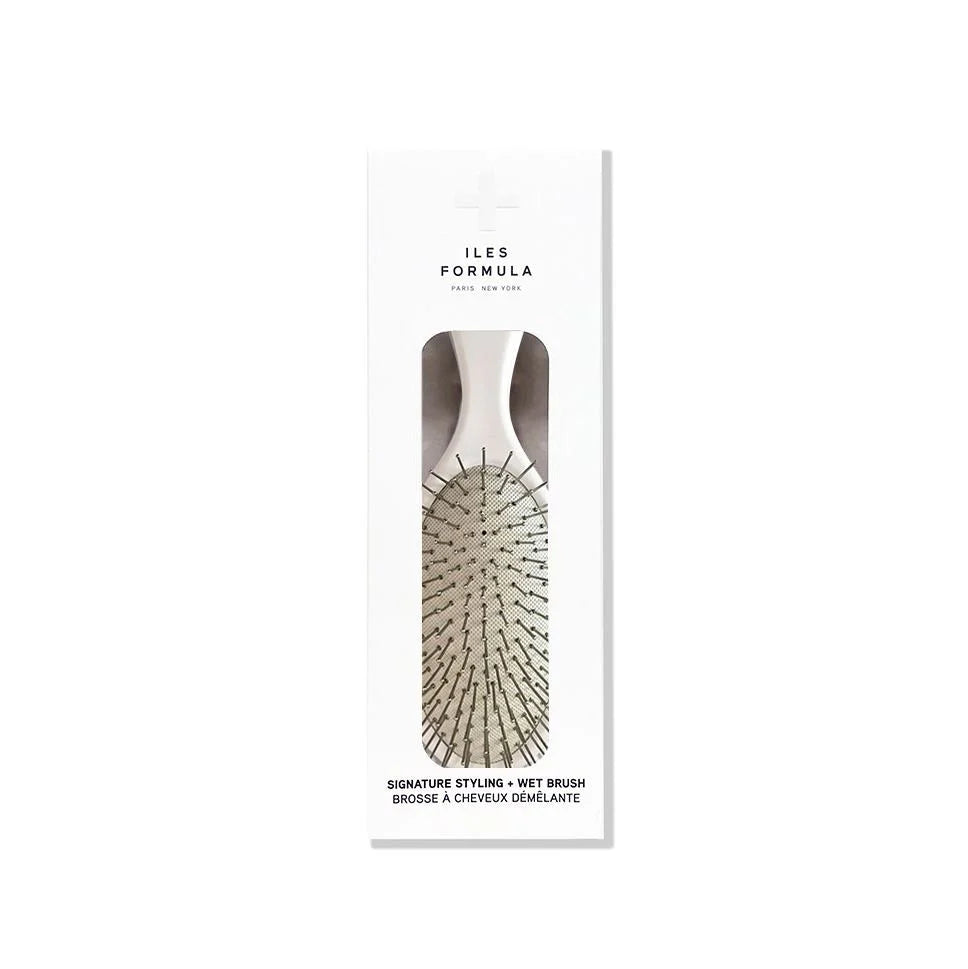 Iles Formula Hairbrush